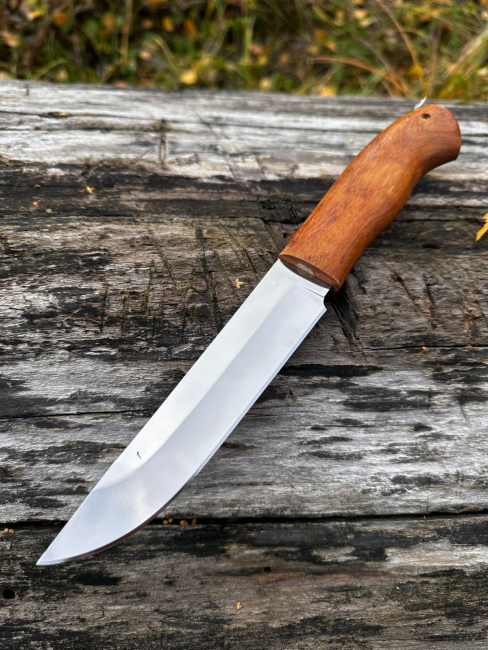 Нож "Засапожный" сталь 95х18(полированная) рукоять кавказский орех Нож "Засапожный" сталь 95х18(полированная) рукоять кавказский орех