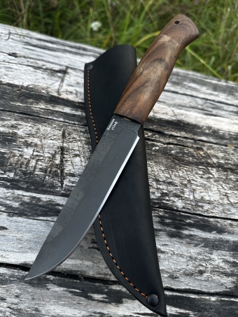 Нож "Засапожный" х12мф рукоять кавказский орех