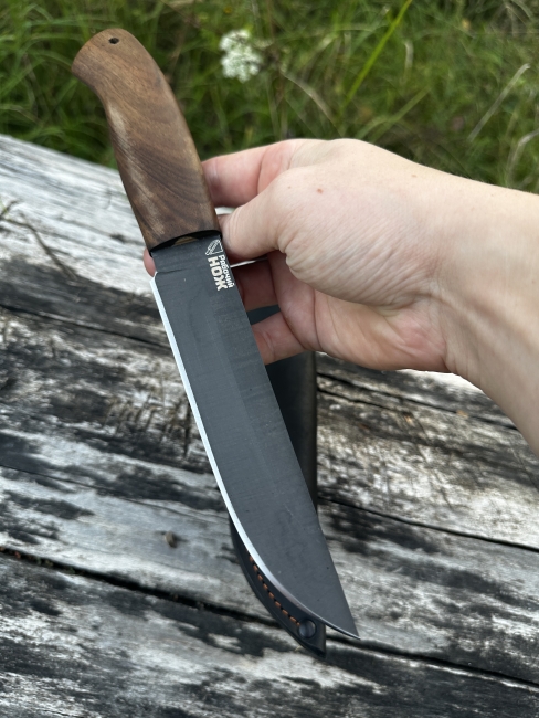 Нож "Засапожный" х12мф рукоять кавказский орех