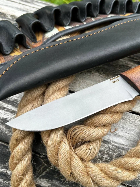 Нож "Сокол" 95х18 рукоять кавказский орех